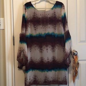 Flutter sleeve dress